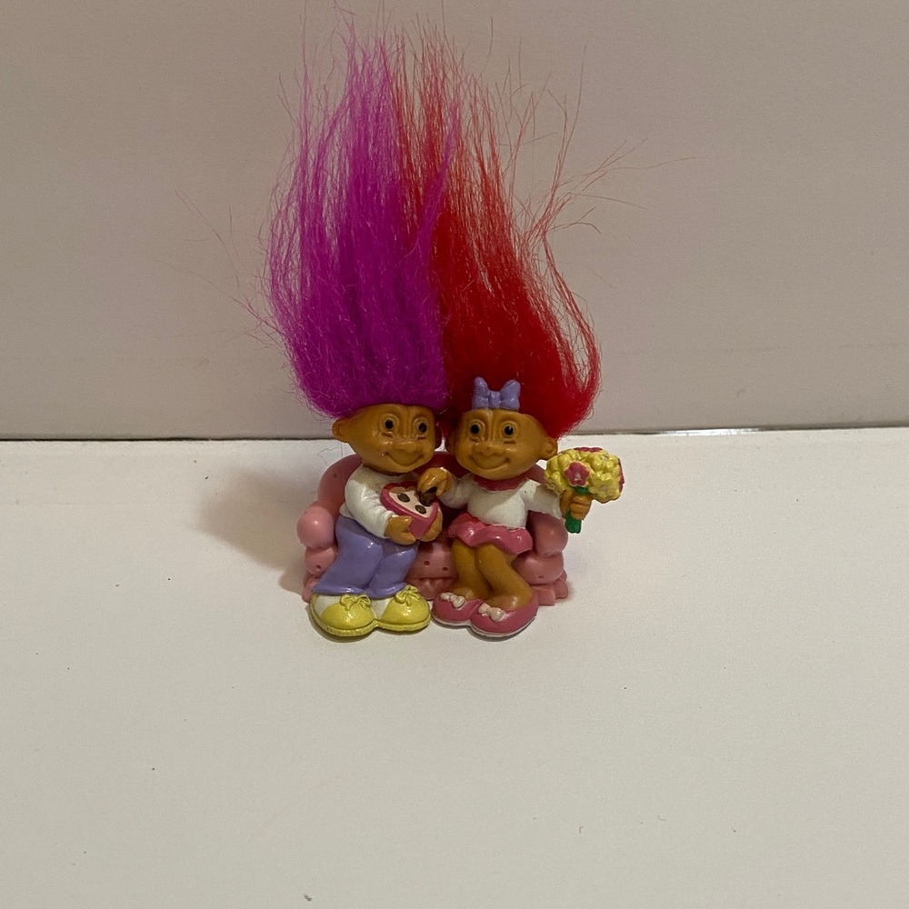 Vintage Troll Dolls valentines on couch with Pink and Red Hair
